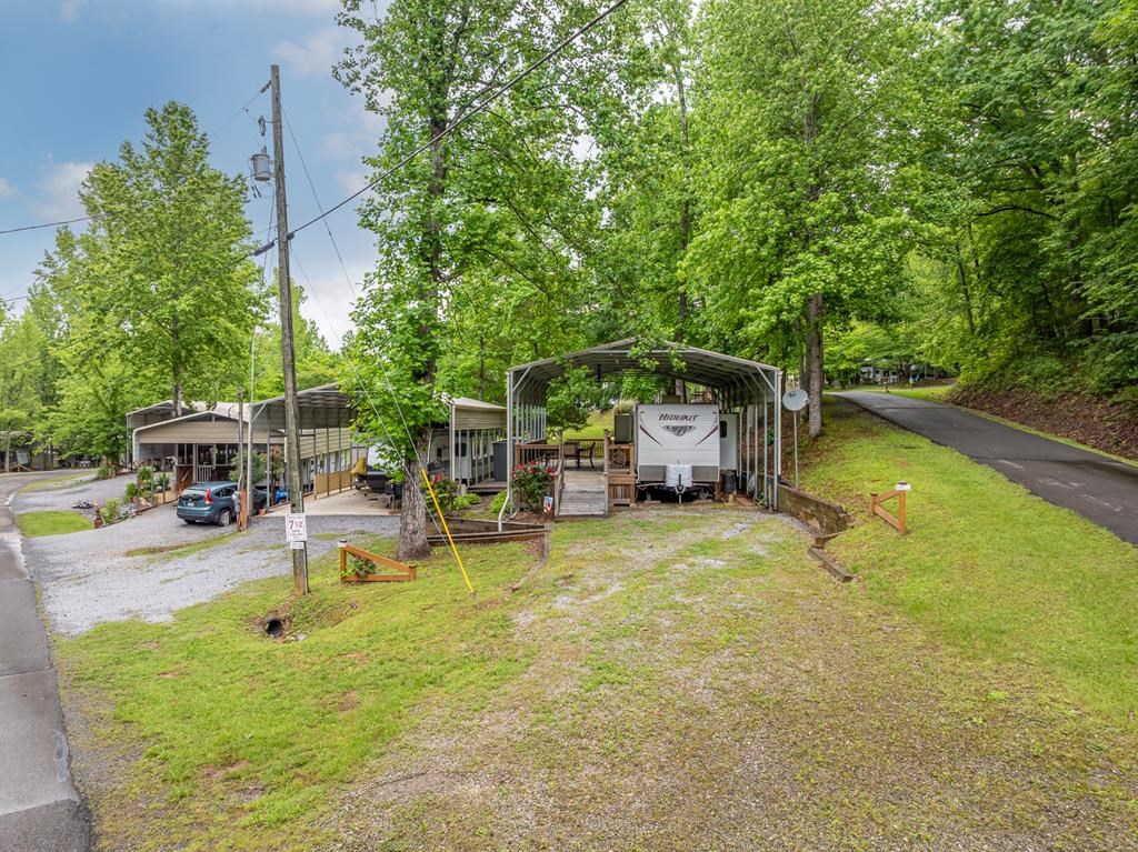 415 Peaceful Loop Property Photo 16