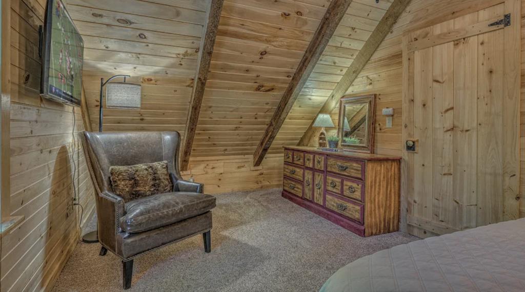 70 Stanley Creek Cross Property Photo 39