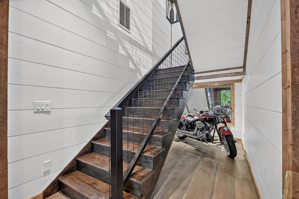 66 Rome Point Property Photo 44