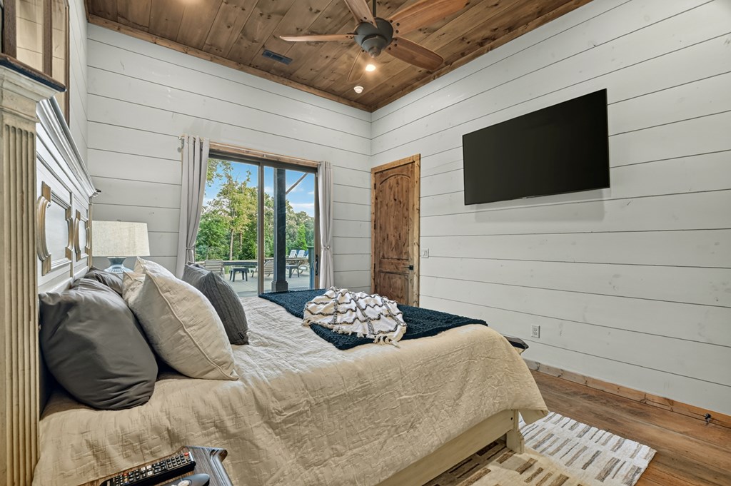 66 Rome Point Property Photo 53