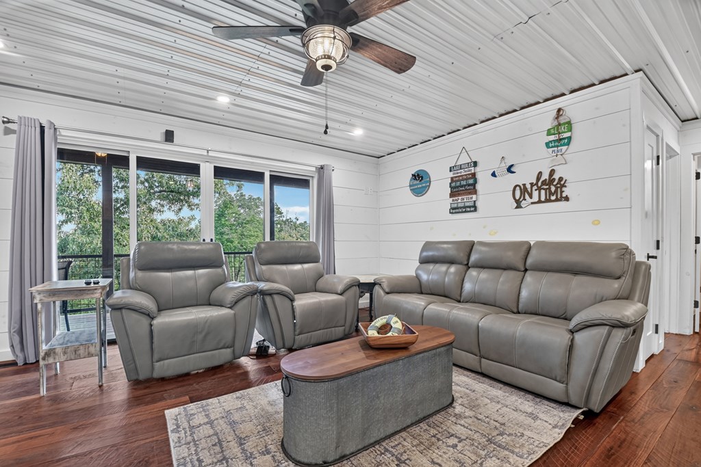 66 Rome Point Property Photo 66