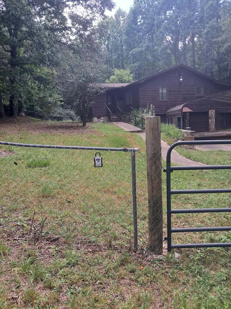 583 Ridgeview Road Property Photo 3