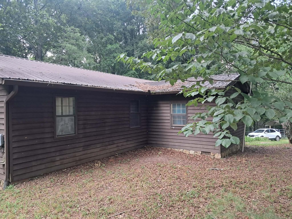 583 Ridgeview Road Property Photo 4