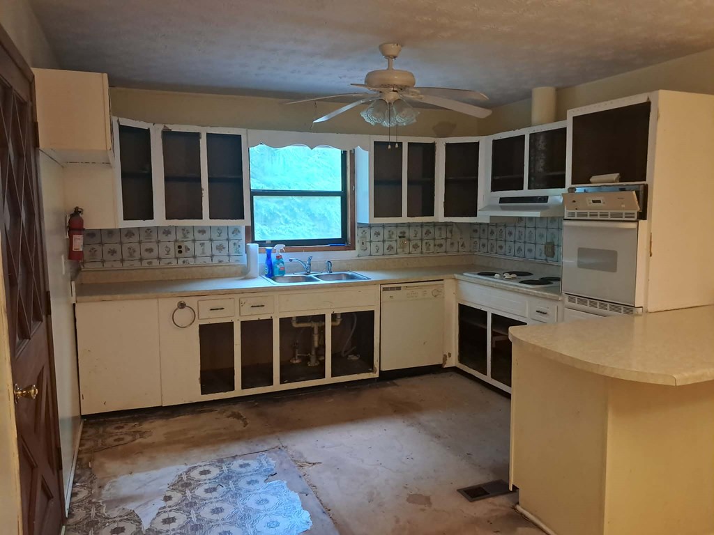 583 Ridgeview Road Property Photo 10