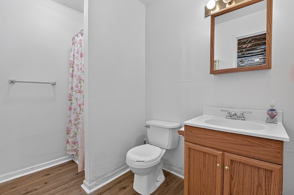 59 Oak Lane Property Photo 38