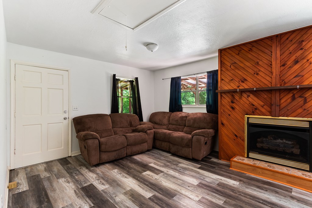 60 Fleming Street Property Photo 13
