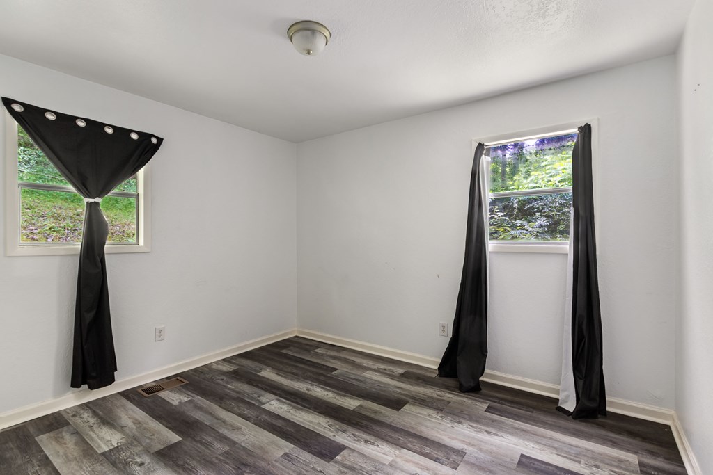 60 Fleming Street Property Photo 36
