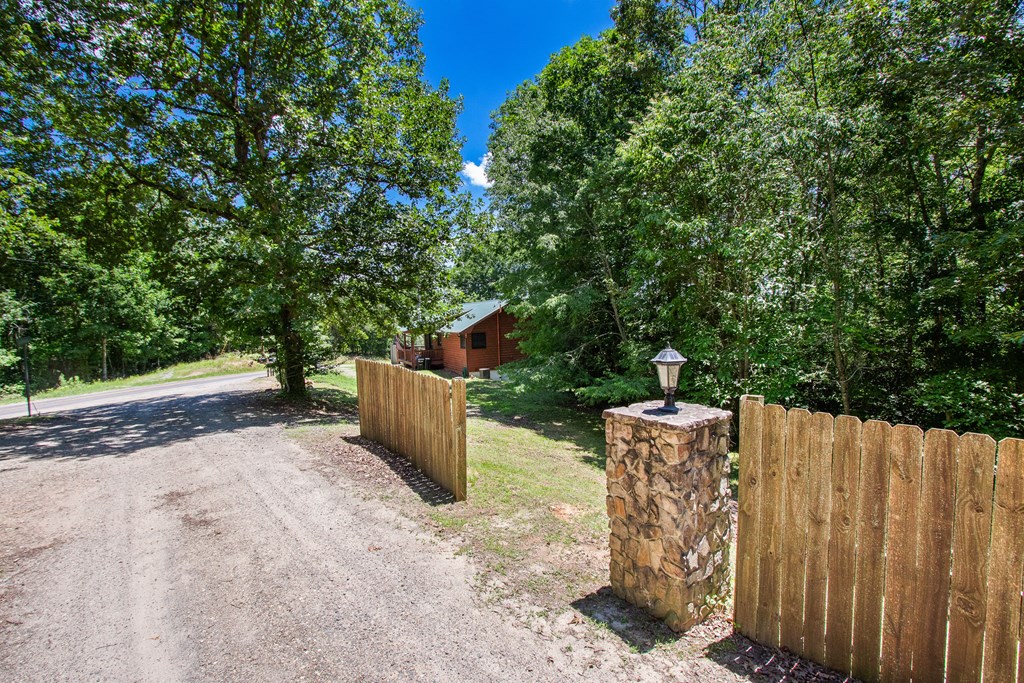 117 Carson Lane Property Photo 7