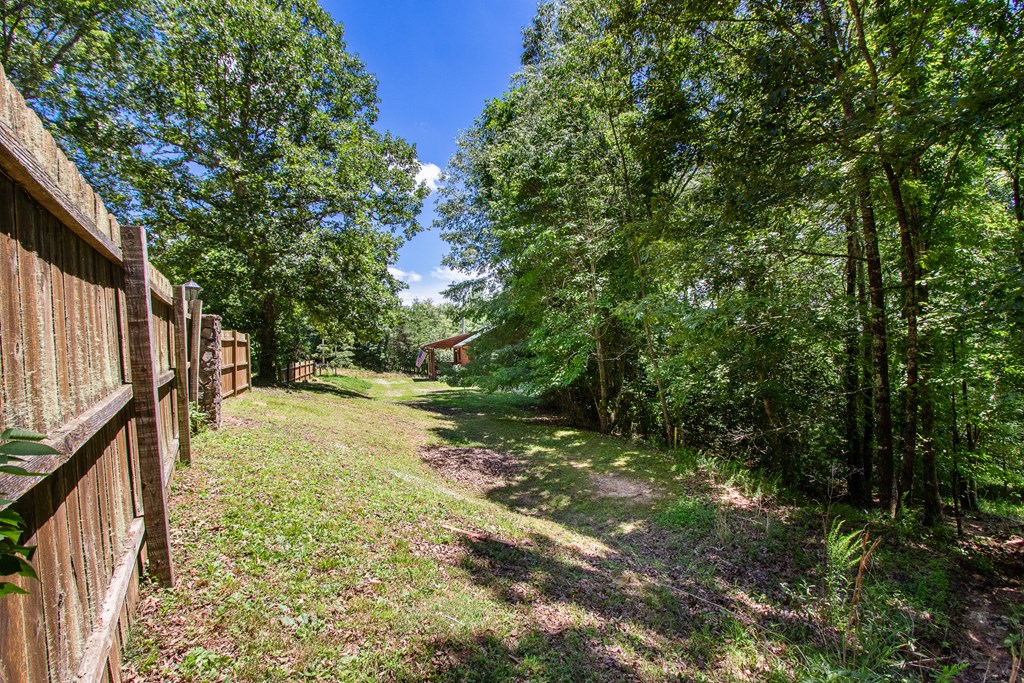 117 Carson Lane Property Photo 8