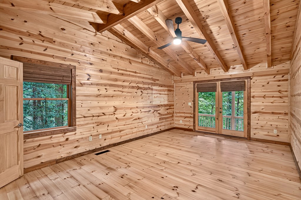 357 Hemlock Trail Property Photo 12