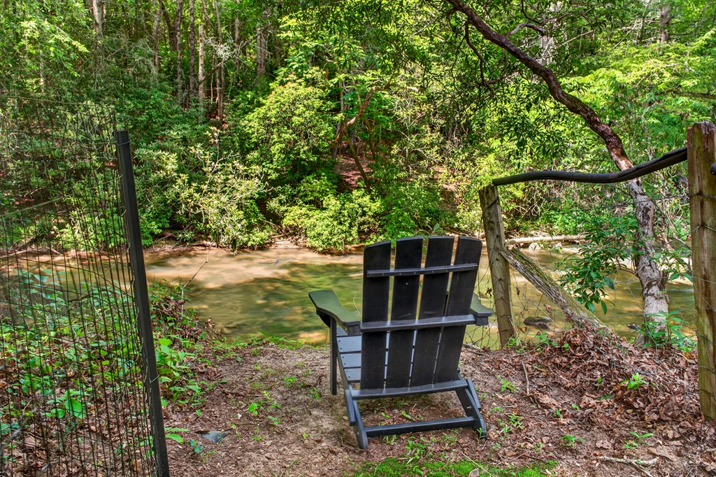 357 Hemlock Trail Property Photo 22