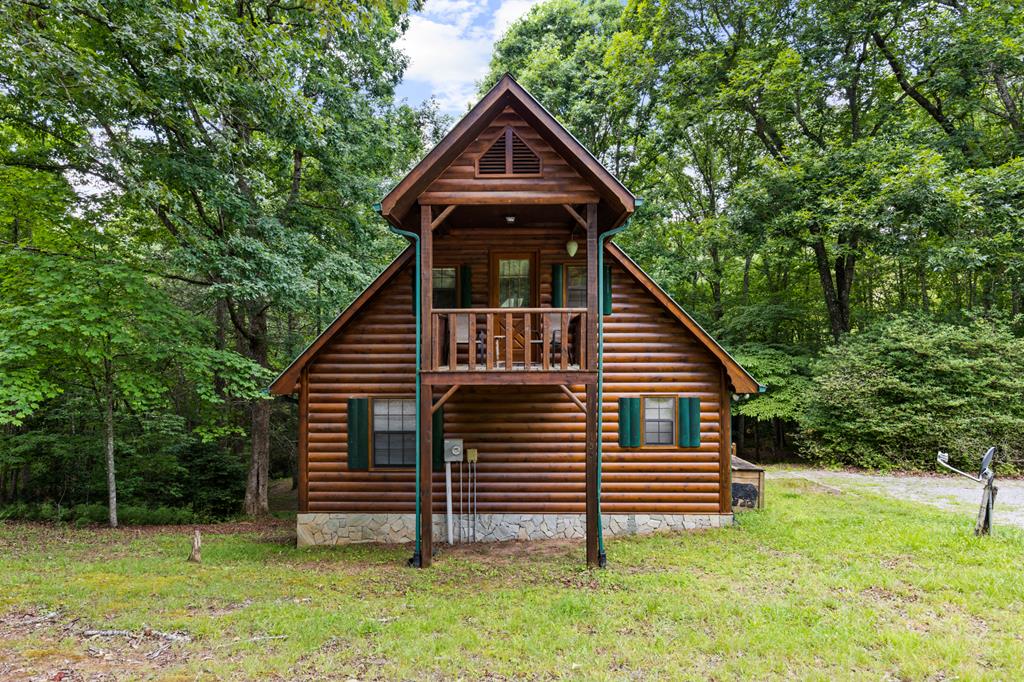 135 The Builders Hill Property Photo 1