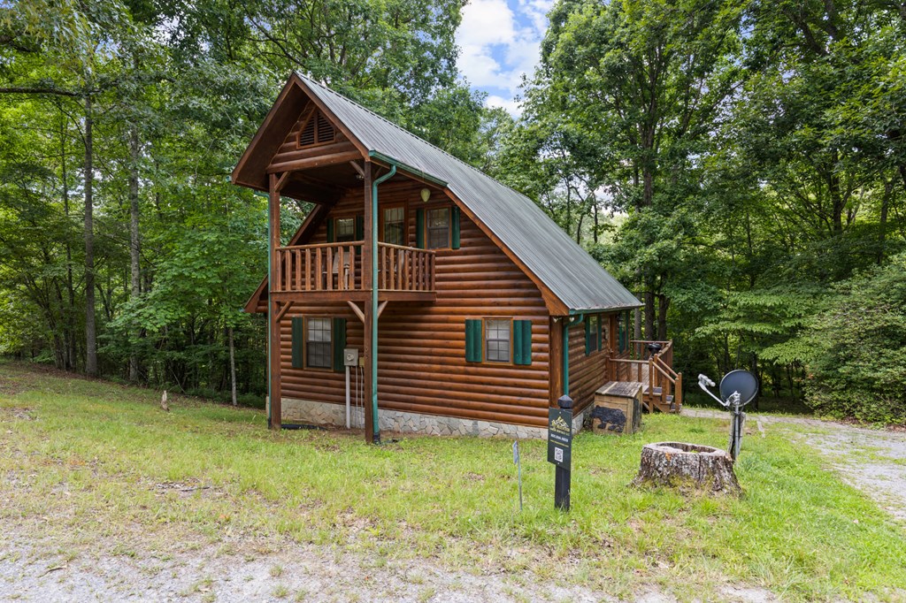 135 The Builders Hill Property Photo 9