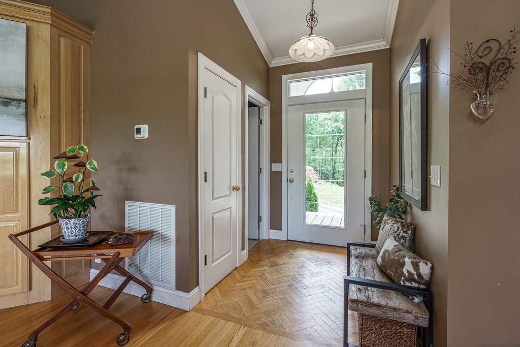 1110 Poor House Mountain Trail Property Photo 7