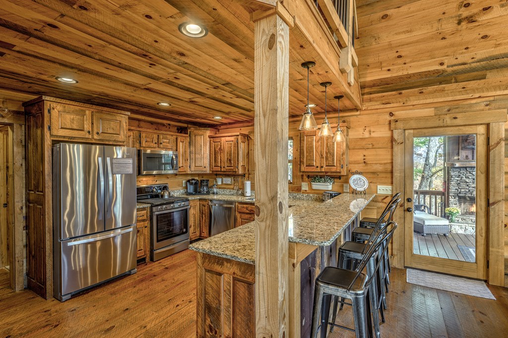 300 Cloudland Trace Property Photo 11