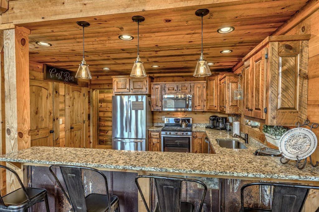 300 Cloudland Trace Property Photo 12