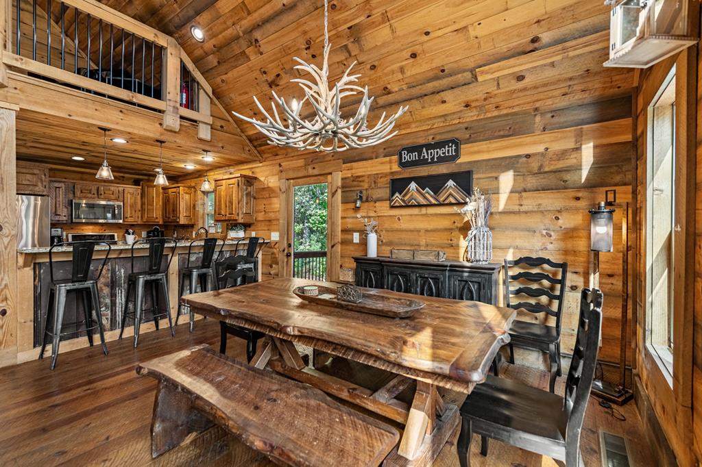 300 Cloudland Trace Property Photo 16