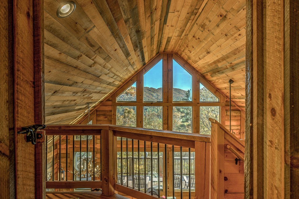 300 Cloudland Trace Property Photo 23