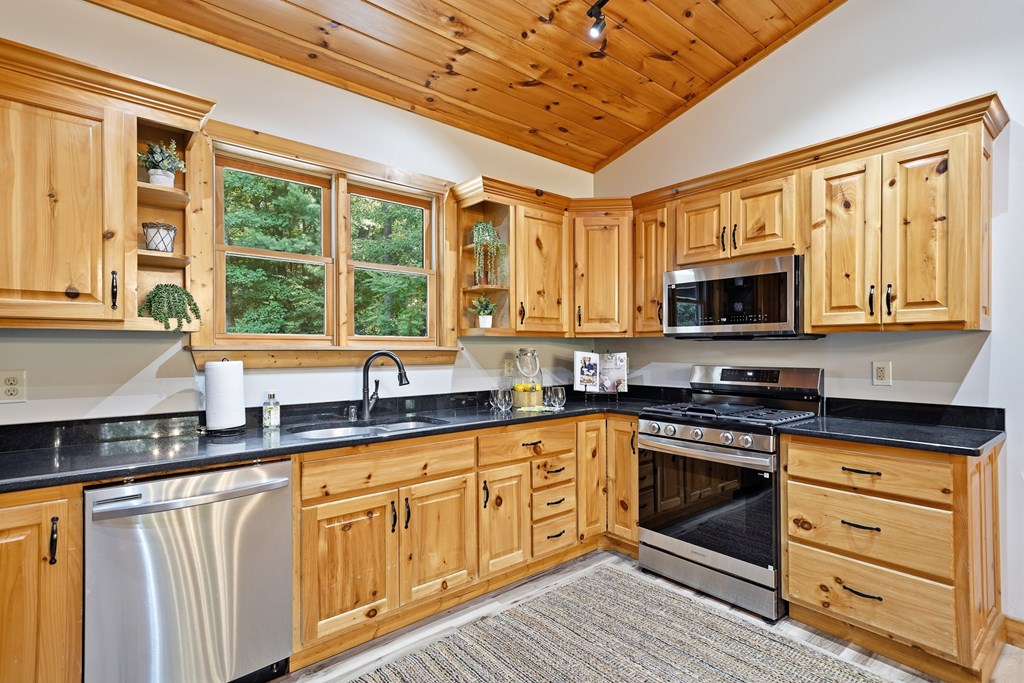 673 Harold Pritchett Road Property Photo 11