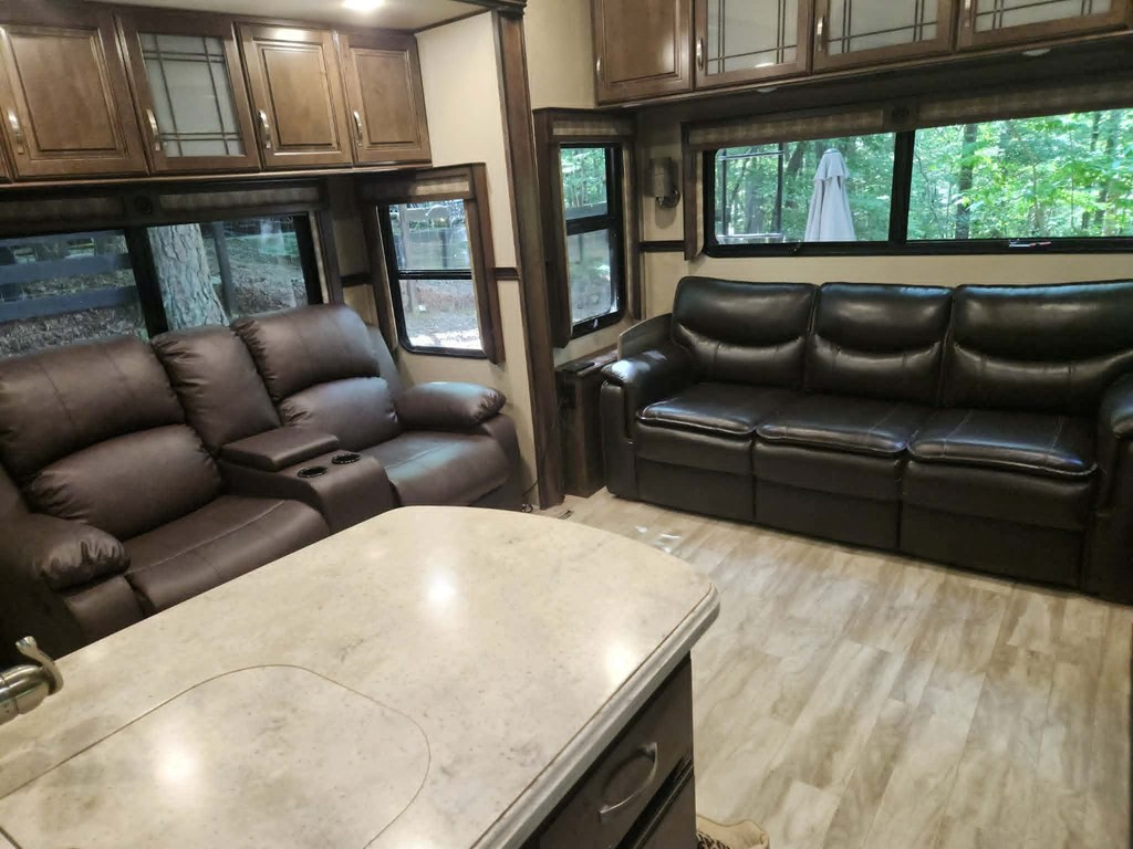 118 10th Street Property Photo 10