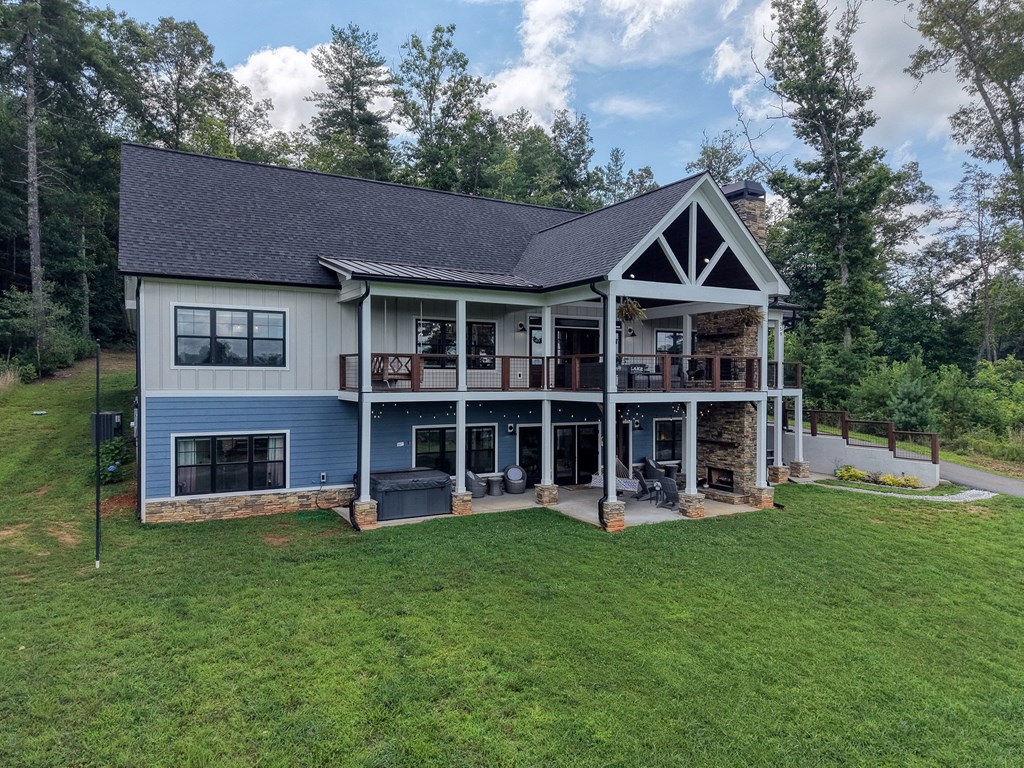 359 New Water Way Property Photo 11