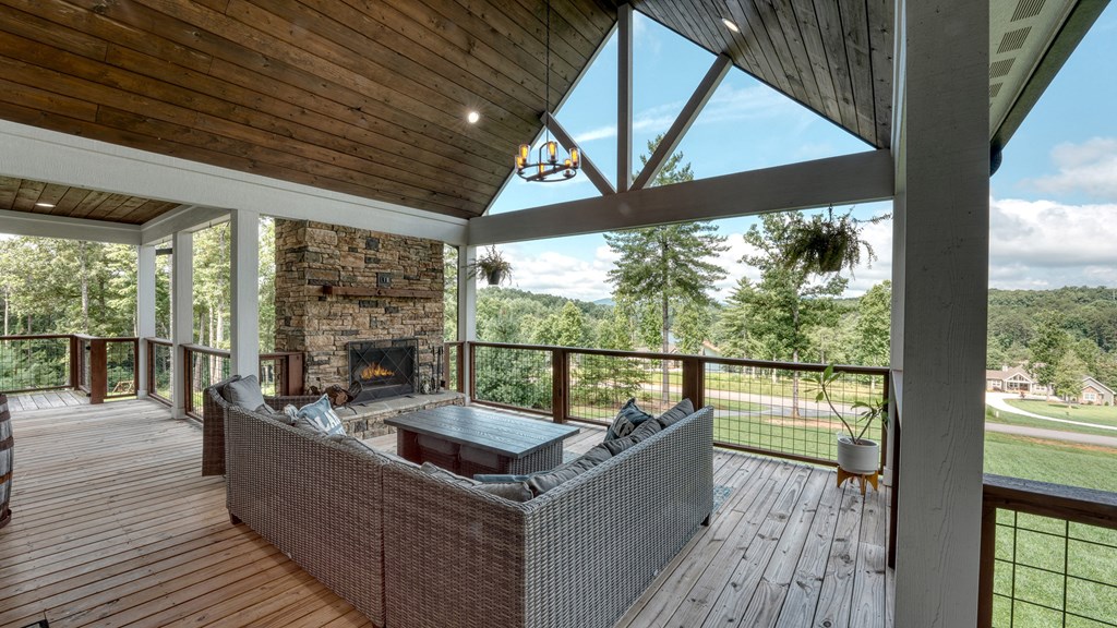 359 New Water Way Property Photo 18