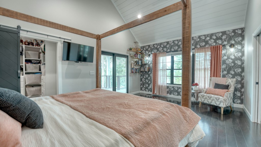 359 New Water Way Property Photo 29