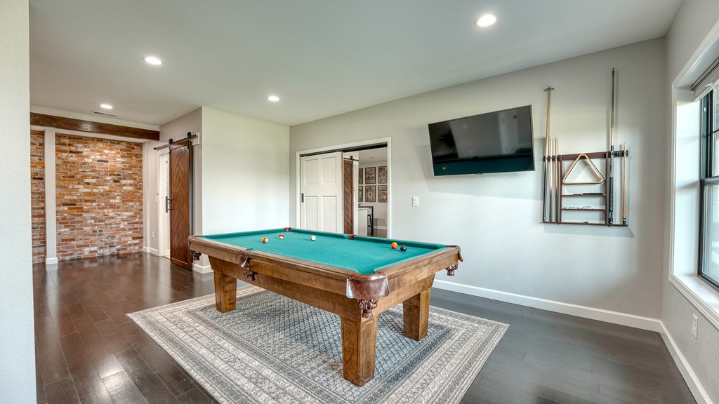359 New Water Way Property Photo 42
