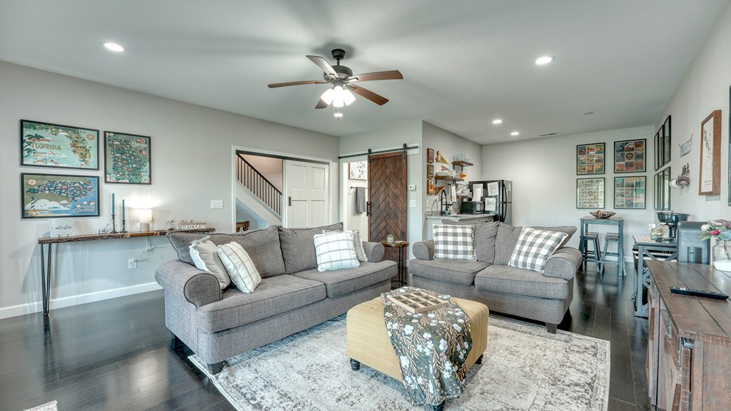 359 New Water Way Property Photo 43