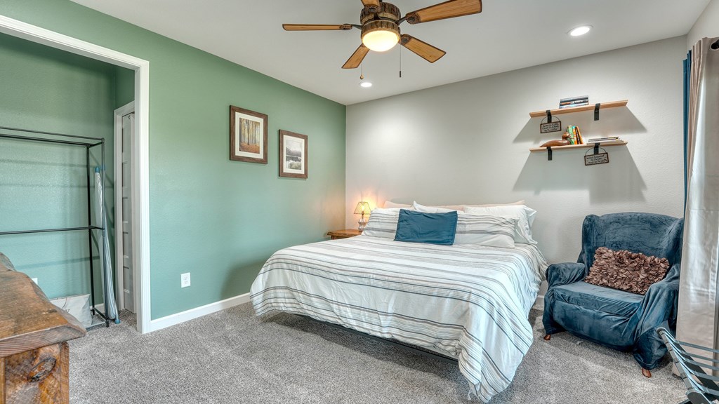 359 New Water Way Property Photo 53