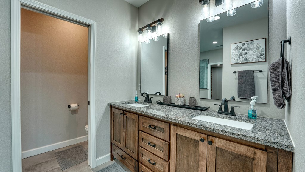 359 New Water Way Property Photo 54