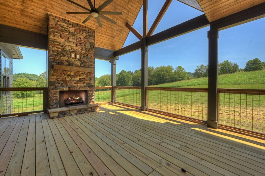 2490 New Hope Road Property Photo 18