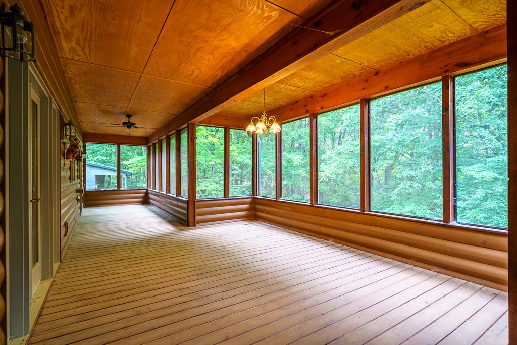1347 Ivy Log Drive Property Photo 7