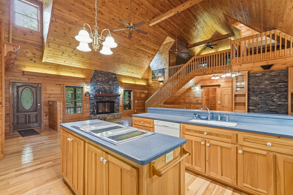1347 Ivy Log Drive Property Photo 13