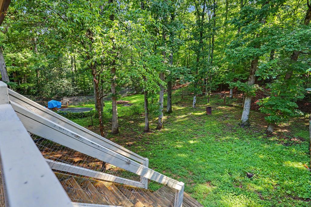163 Townhouse Drive Property Photo 6
