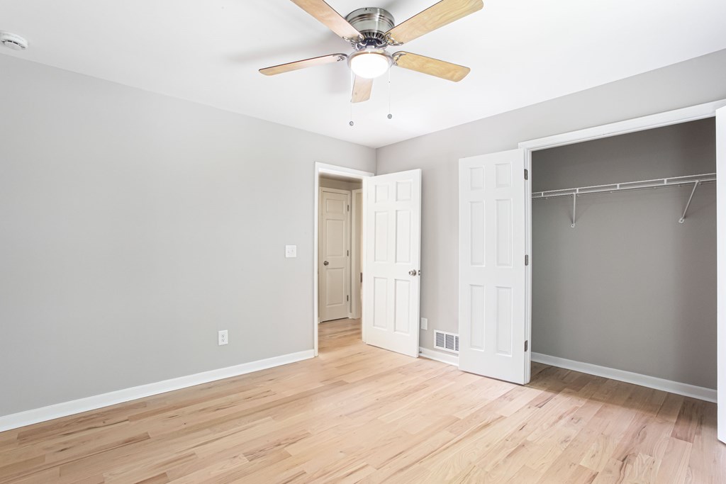 1055 Windridge Dr Property Photo 30