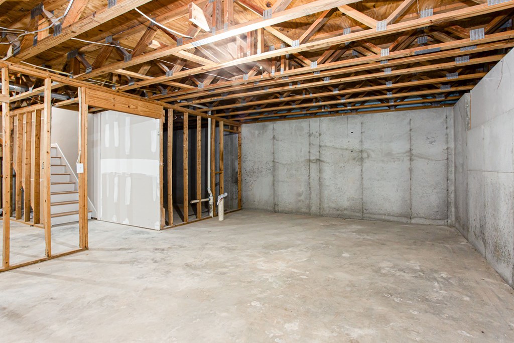 1055 Windridge Dr Property Photo 39