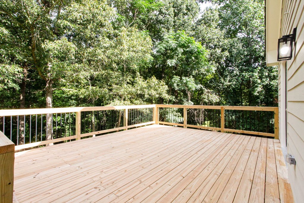 1055 Windridge Dr Property Photo 44