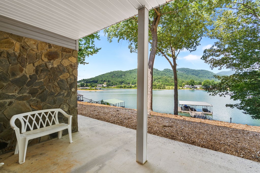 354 Harrison Circle Property Photo 42