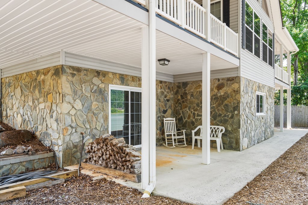 354 Harrison Circle Property Photo 45