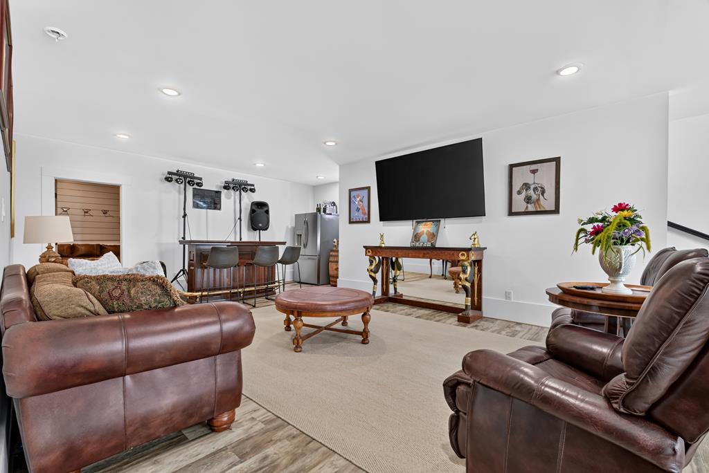 2086 Burnt Mountain Road Property Photo 46