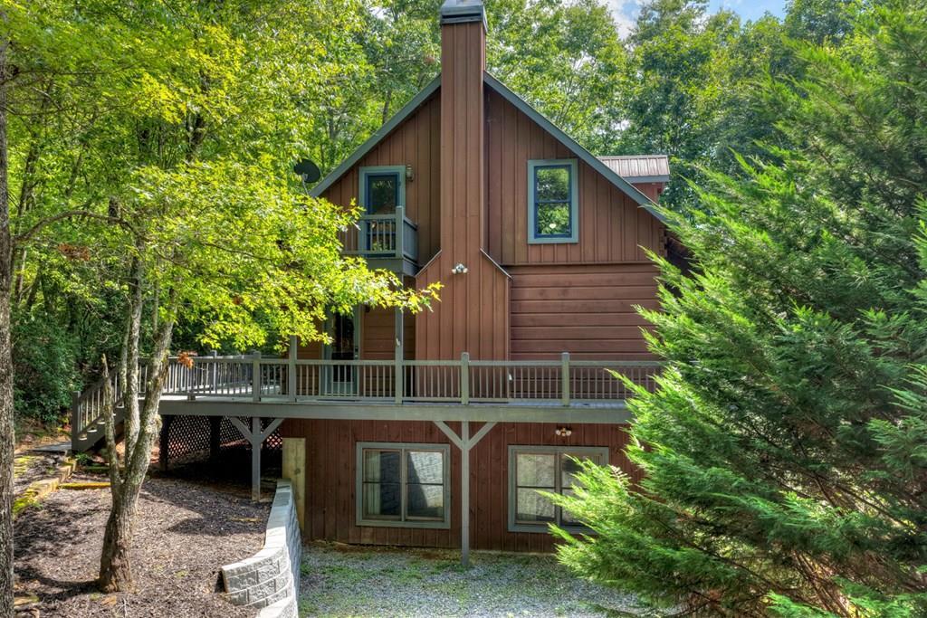 160 Adams Circle Property Photo 2