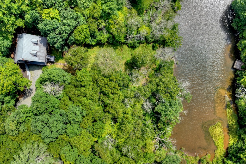 160 Adams Circle Property Photo 3