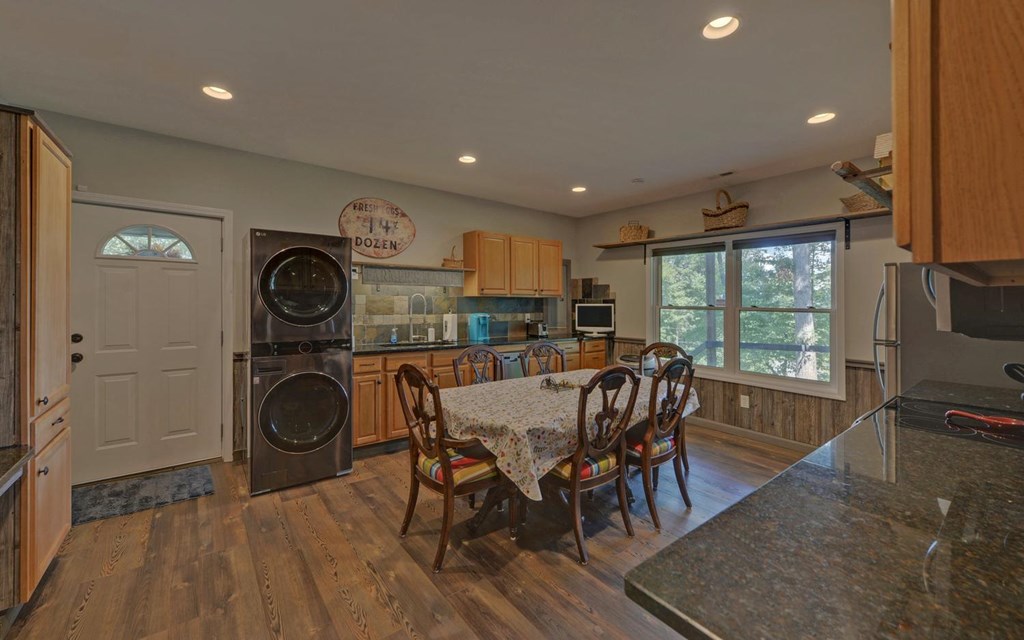 280 Cherokee Court Property Photo 45