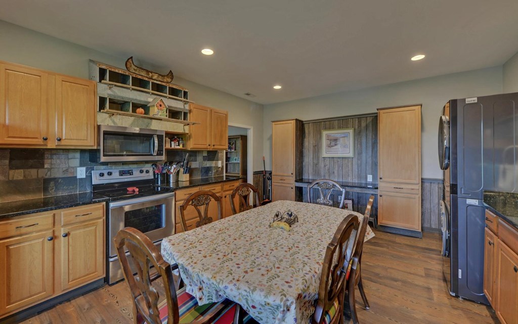 280 Cherokee Court Property Photo 47