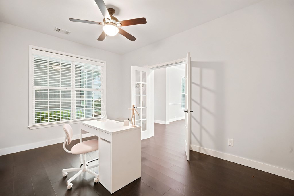 225 Brookview Place Property Photo 4