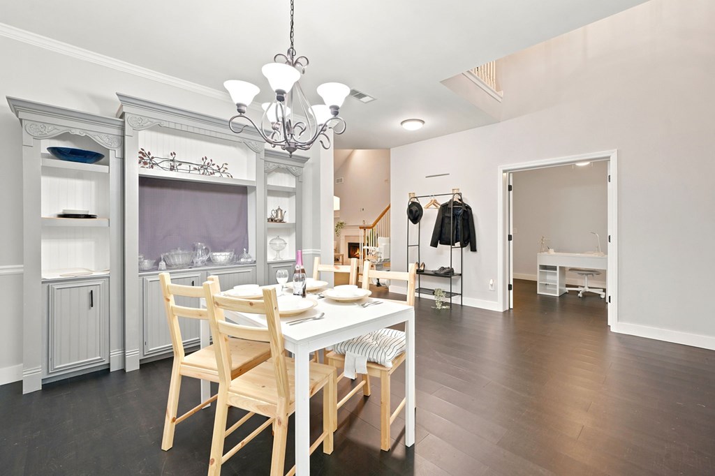225 Brookview Place Property Photo 6