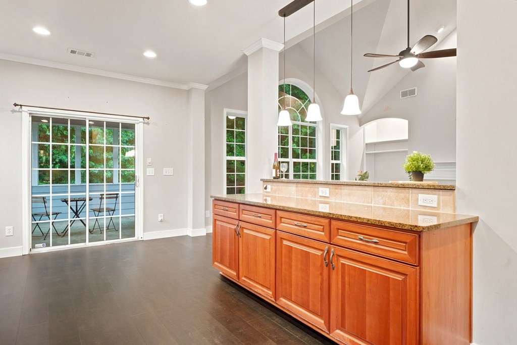 225 Brookview Place Property Photo 14