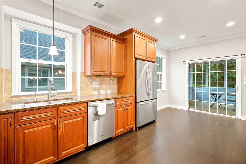 225 Brookview Place Property Photo 15