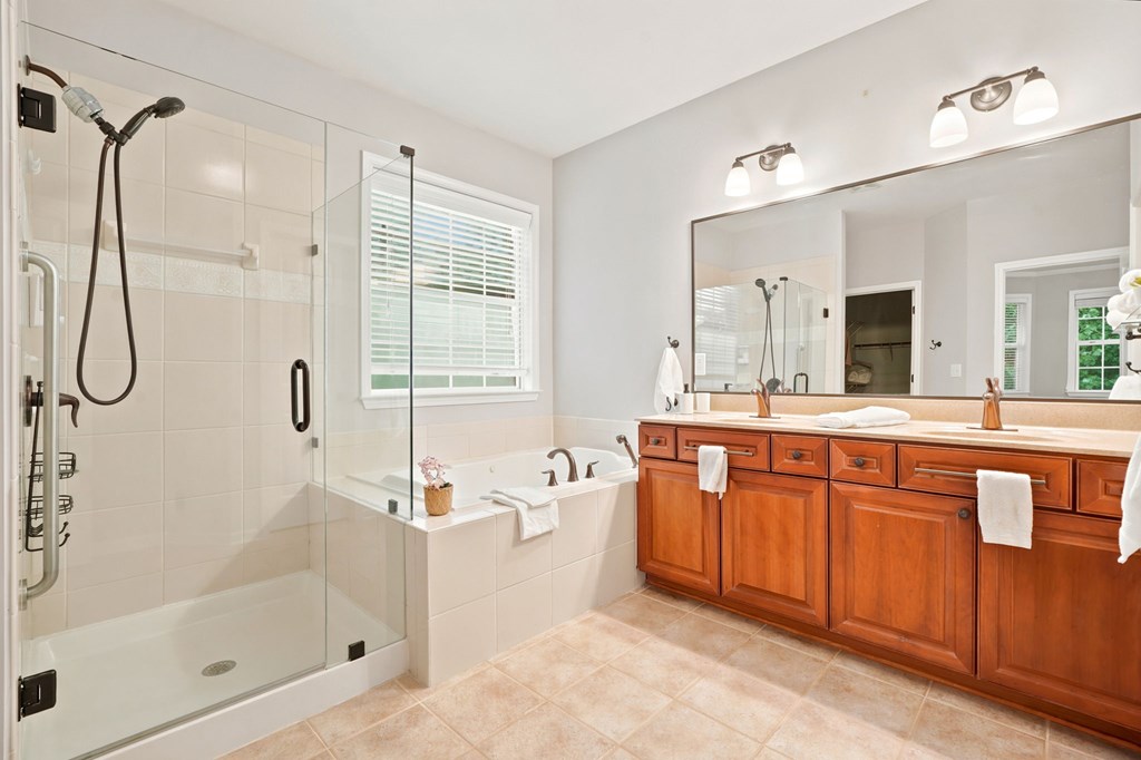 225 Brookview Place Property Photo 22